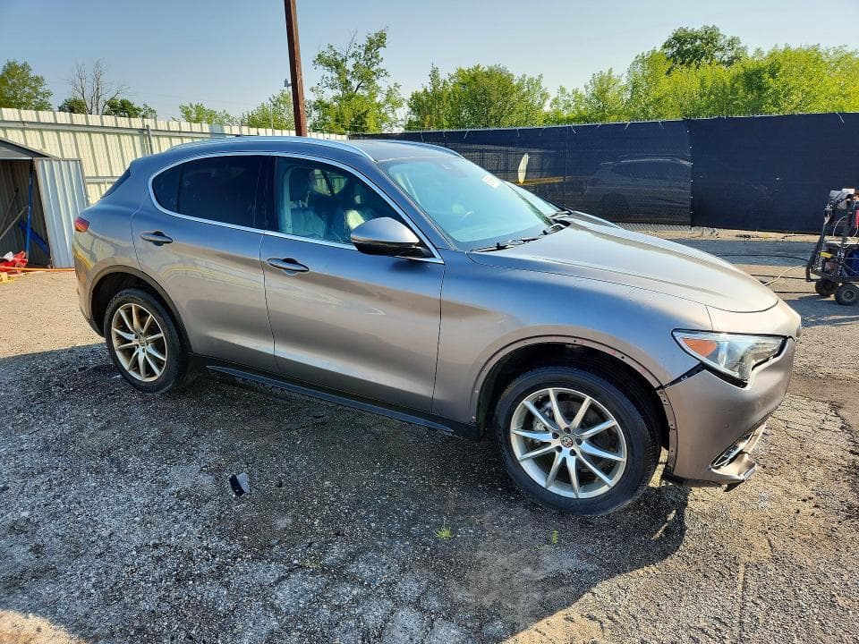 2018 ALFA ROMEO STELVIO TI 4