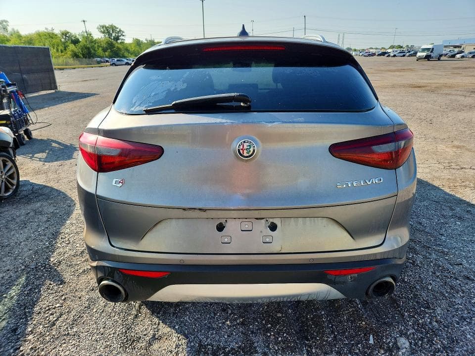 2018 ALFA ROMEO STELVIO TI 6