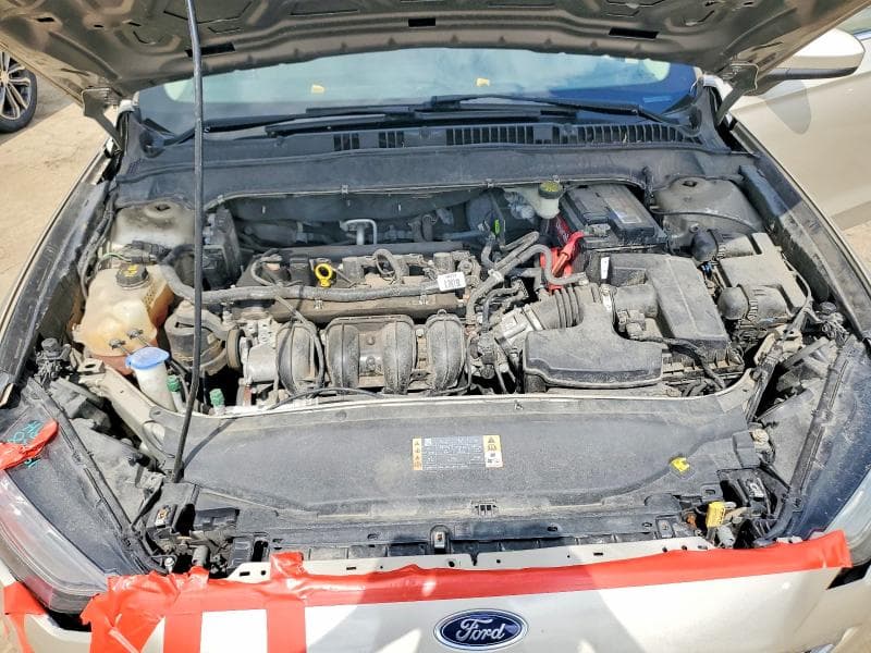 2017 FORD FUSION SE 11