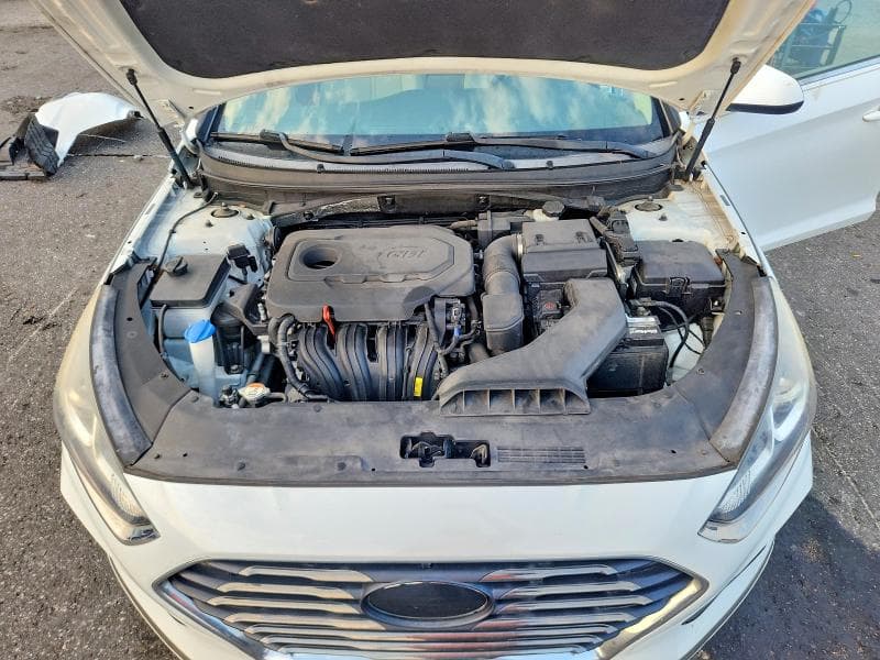2018 HYUNDAI SONATA SE 11