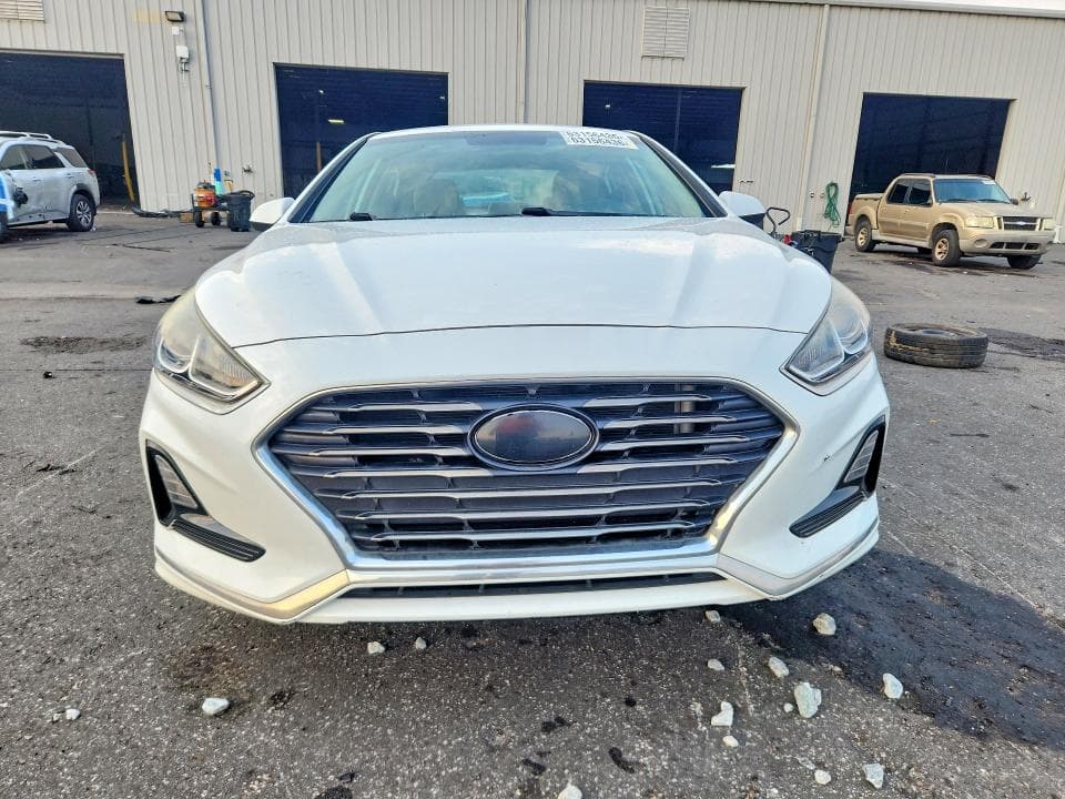2018 HYUNDAI SONATA SE 5