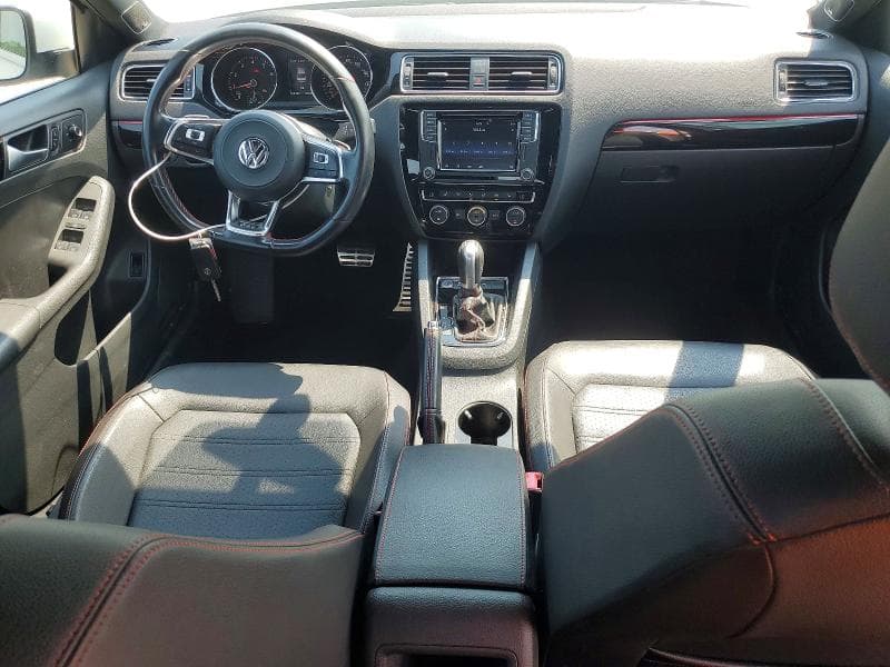 2017 VOLKSWAGEN JETTA GLI 8