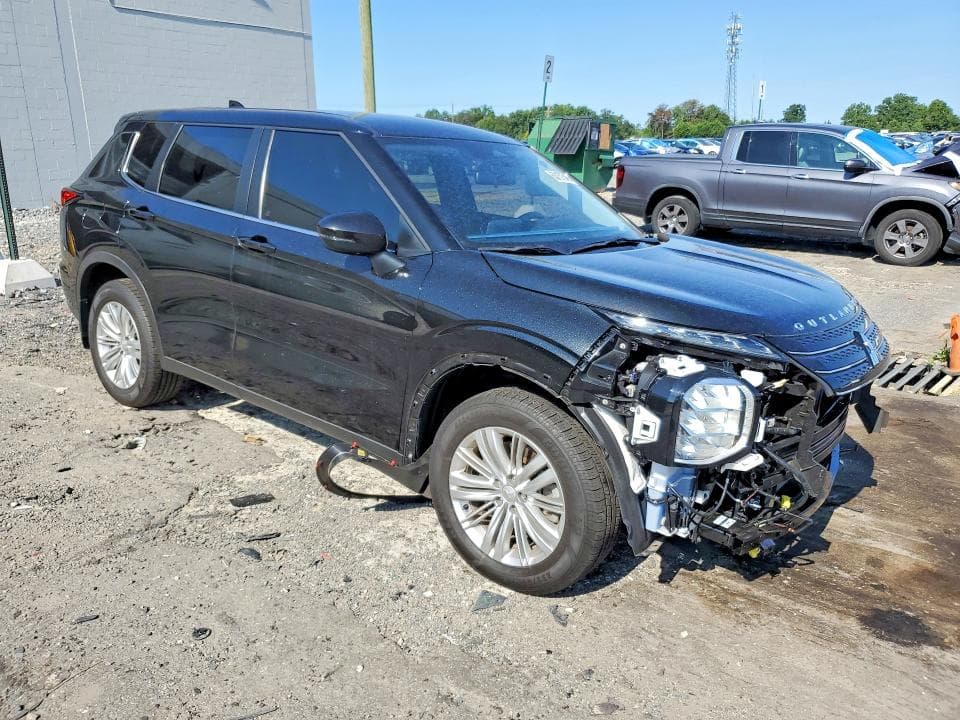 2023 MITSUBISHI OUTLANDER ES 4