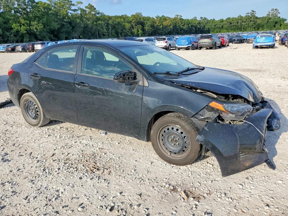 2019 TOYOTA COROLLA LE 4