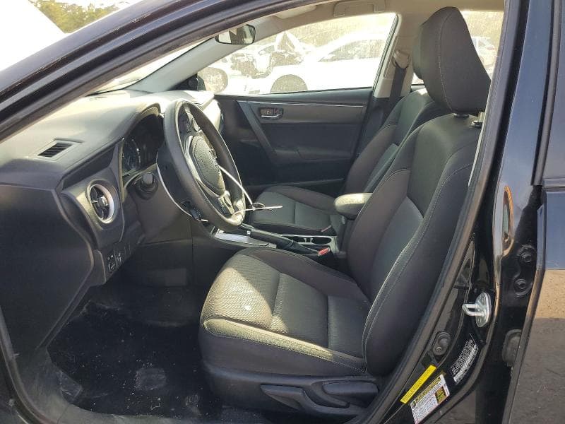 2019 TOYOTA COROLLA LE 7