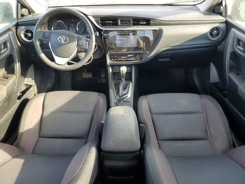 2019 TOYOTA COROLLA LE 8