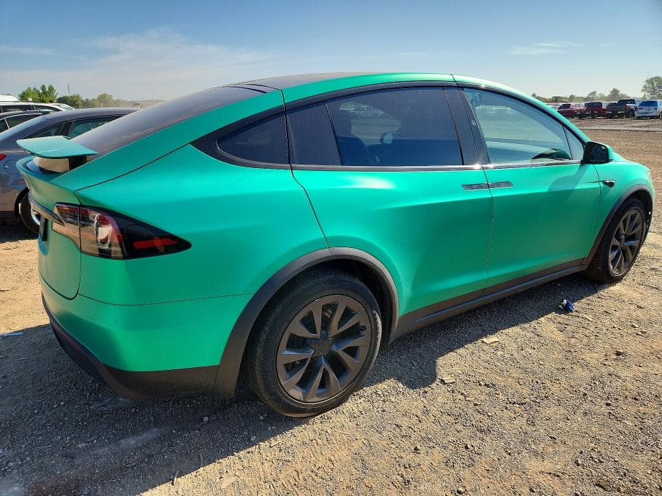 2024 TESLA MODEL X 3