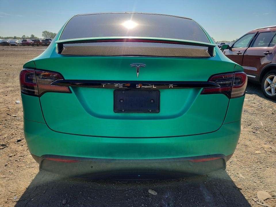 2024 TESLA MODEL X 6