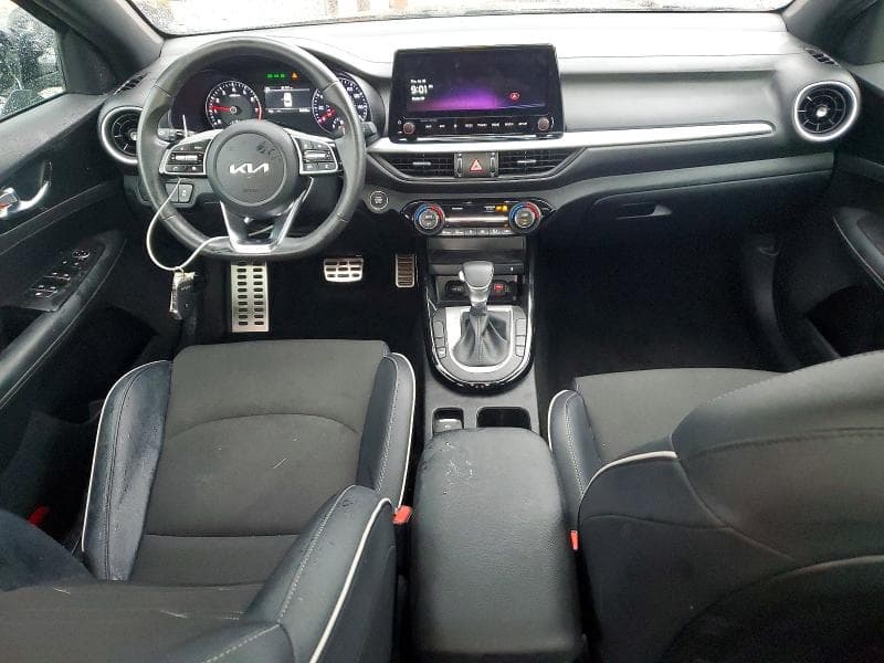 2024 KIA FORTE GT LINE 8