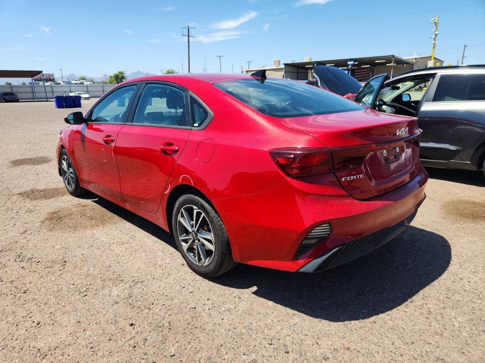 2023 KIA FORTE LXS 2