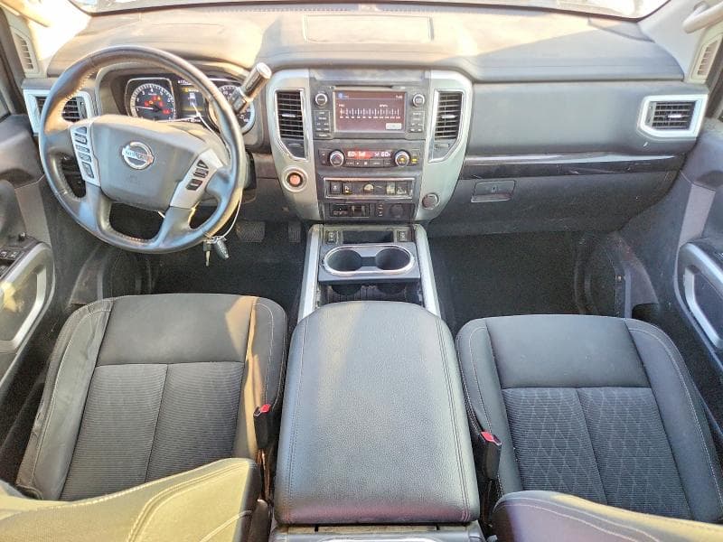 2017 NISSAN TITAN XD SV 8