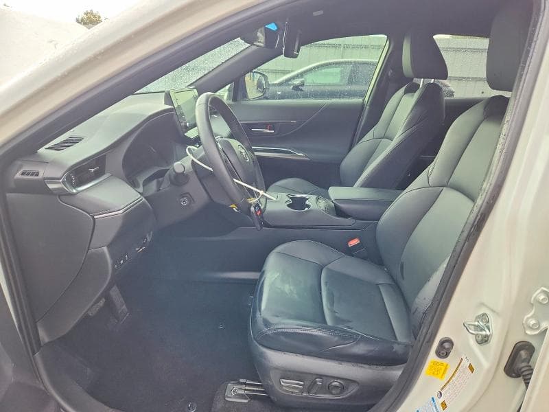 2022 TOYOTA VENZA XLE 7