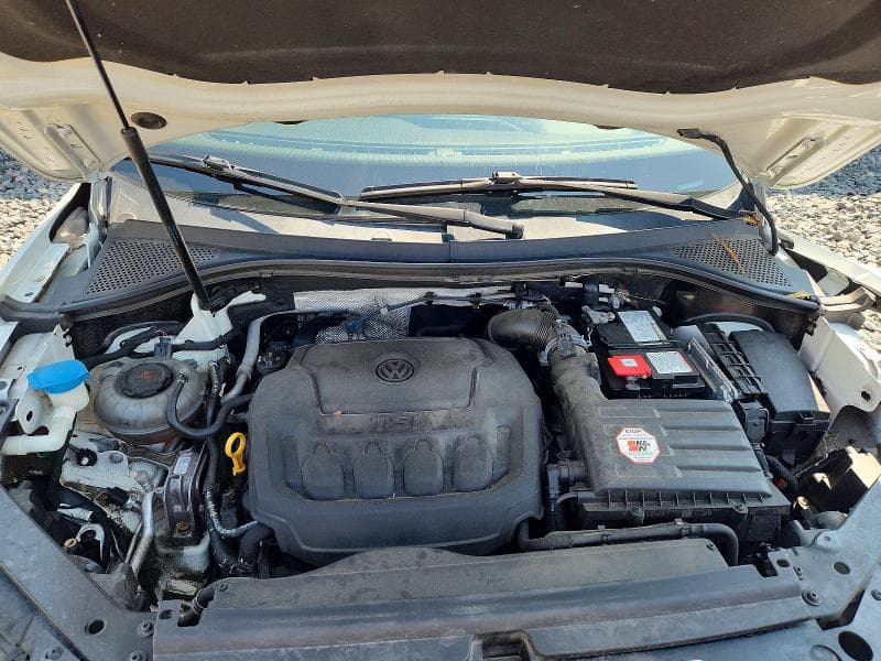 2018 VOLKSWAGEN TIGUAN SE 11
