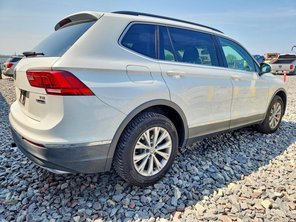 2018 VOLKSWAGEN TIGUAN SE 3