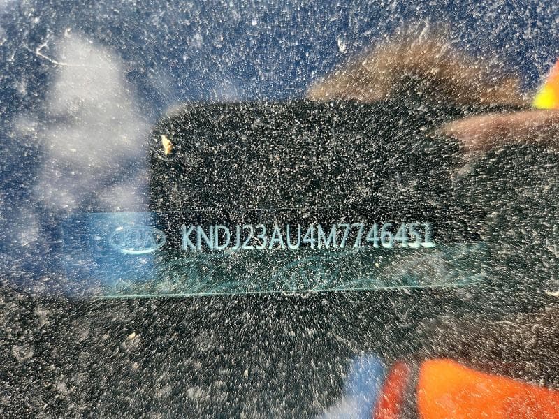 2021 KIA SOUL S 12