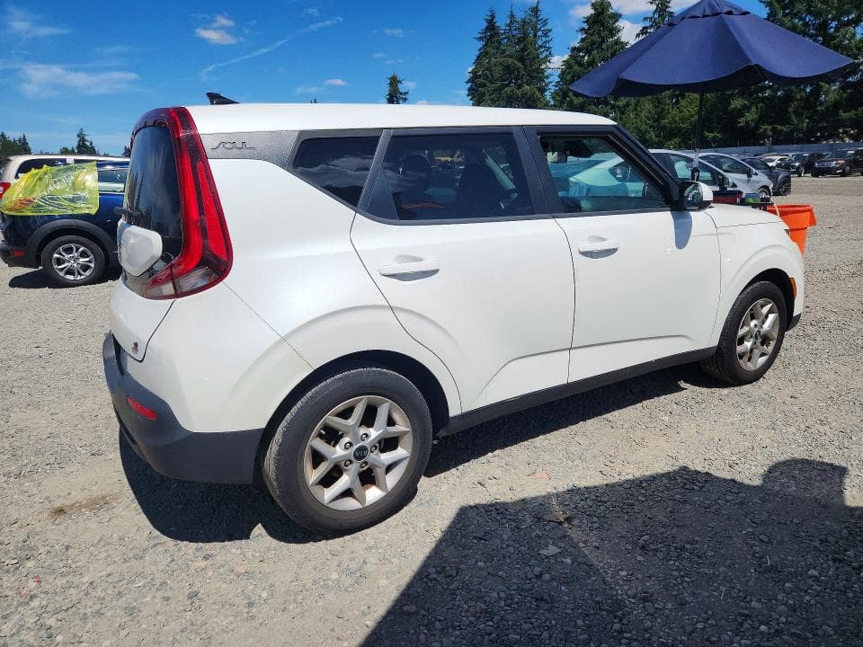 2021 KIA SOUL S 3