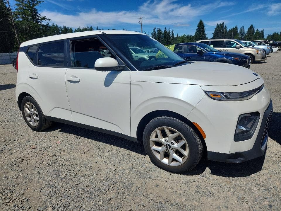 2021 KIA SOUL S 4