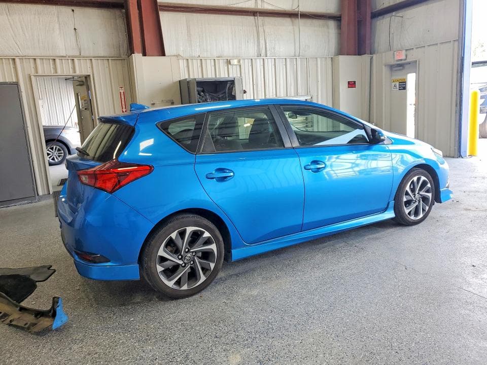 2017 TOYOTA COROLLA IM BASE 3