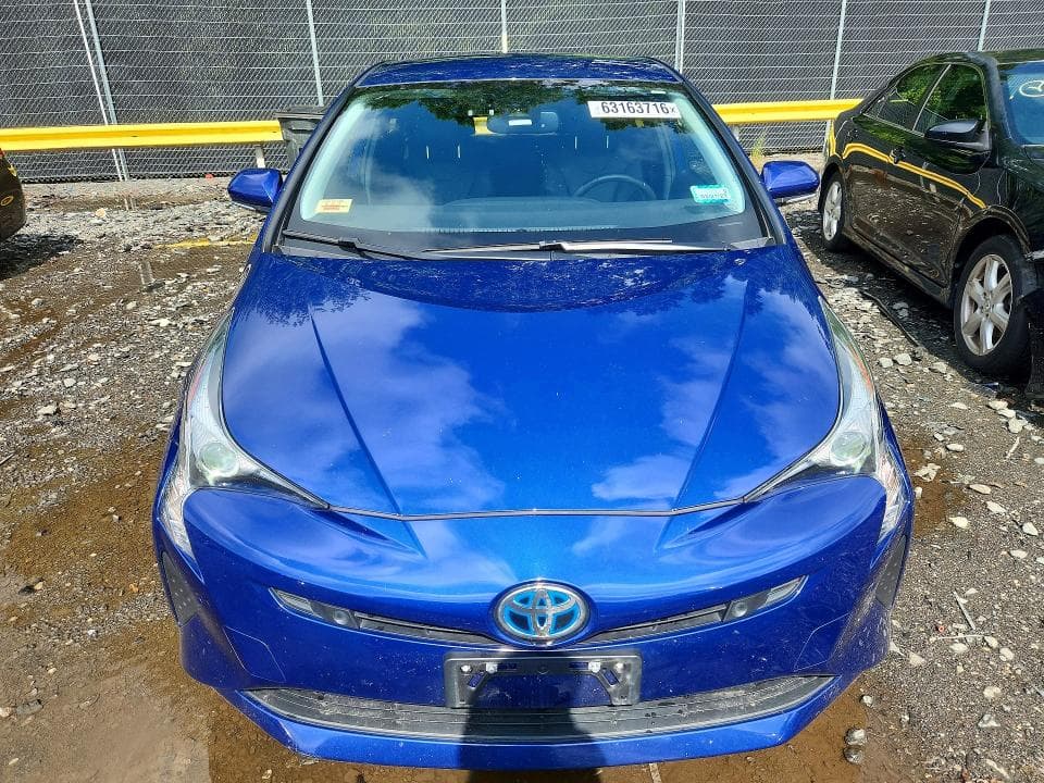 2018 TOYOTA PRIUS FOUR 5