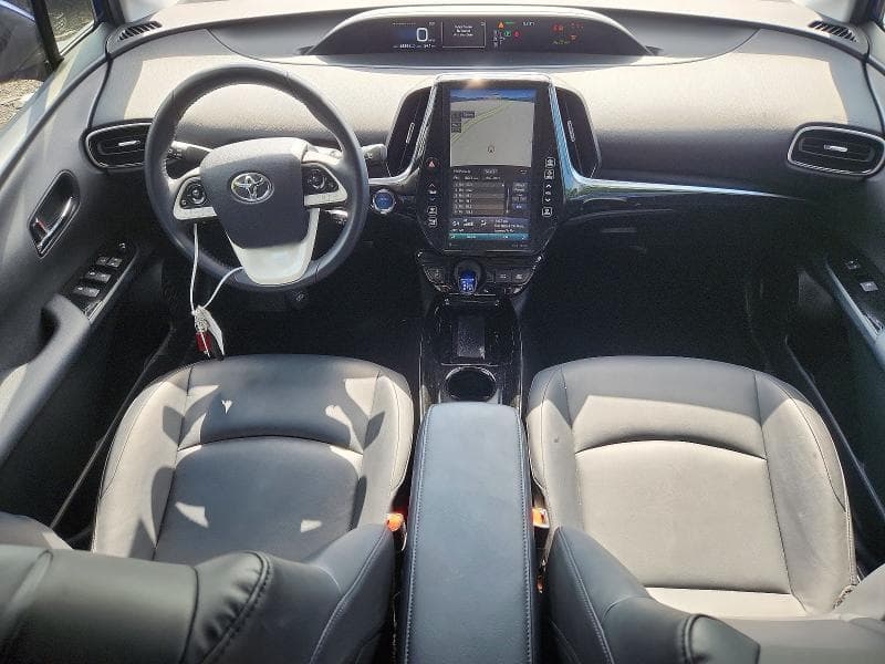 2018 TOYOTA PRIUS FOUR 8