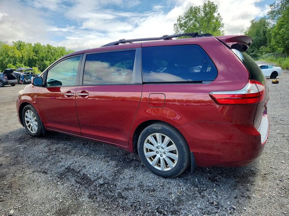 2017 TOYOTA SIENNA XLE 7-PASSENGER 2