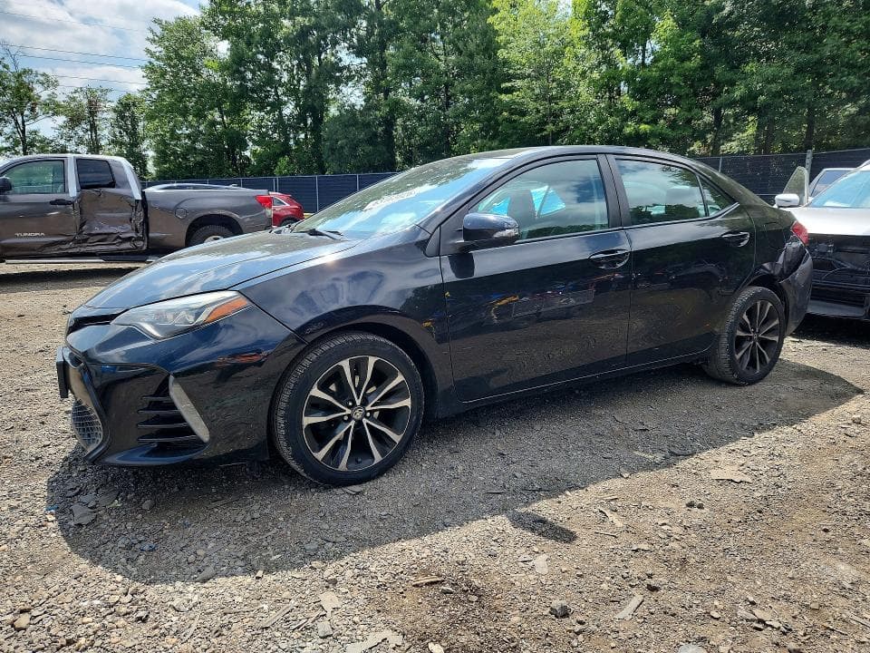 2017 TOYOTA COROLLA SE - 1