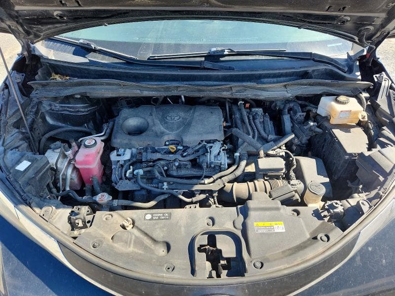 2021 TOYOTA SIENNA XLE 12