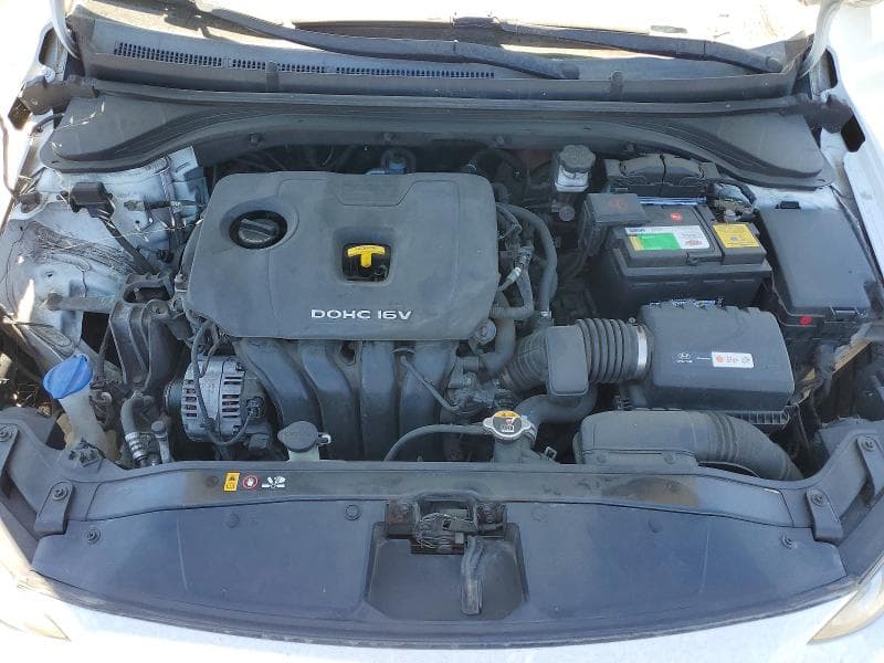 2017 HYUNDAI ELANTRA SE 11