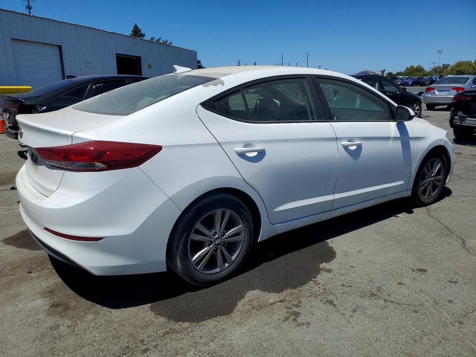 2017 HYUNDAI ELANTRA SE 3