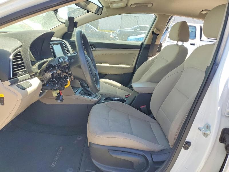 2017 HYUNDAI ELANTRA SE 7