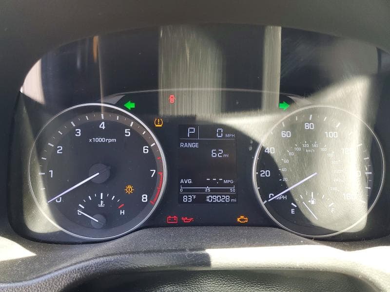 2017 HYUNDAI ELANTRA SE 9