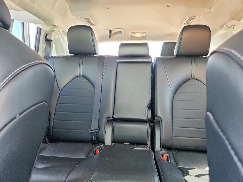 2023 TOYOTA HIGHLANDER XLE 10