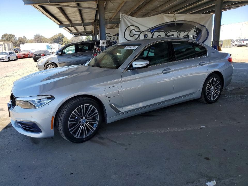 2019 BMW 530E - 1