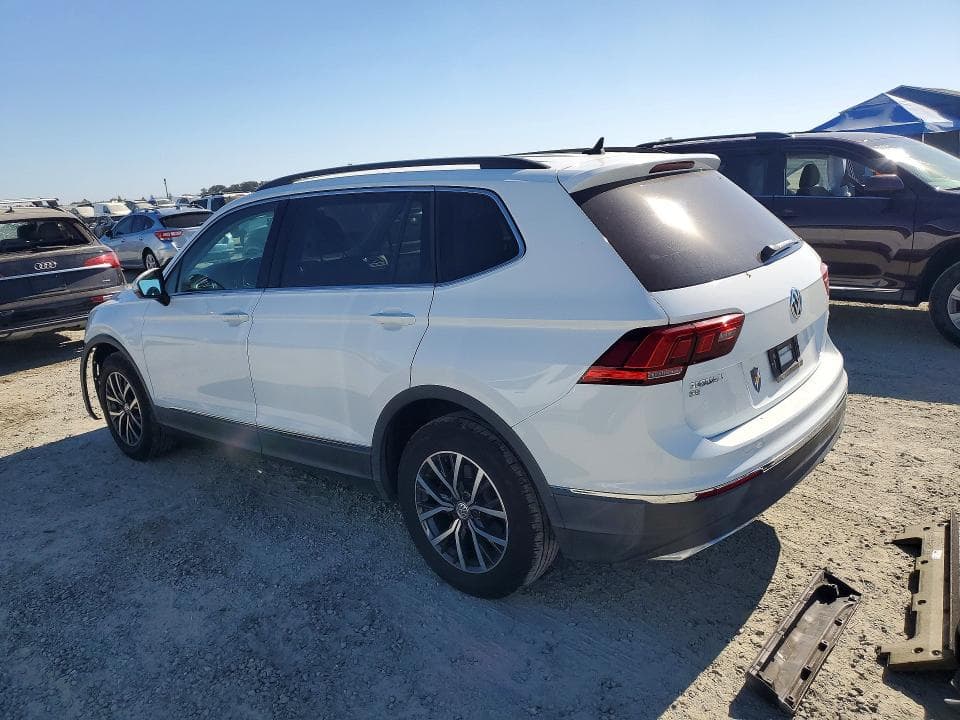 2018 VOLKSWAGEN TIGUAN SE 2