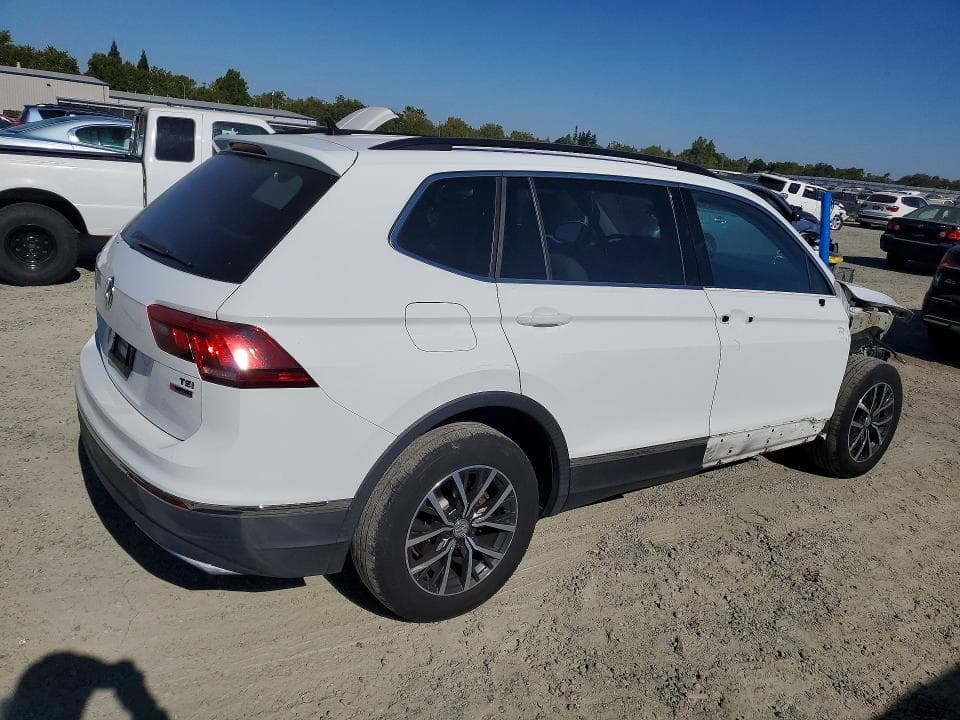 2018 VOLKSWAGEN TIGUAN SE 3