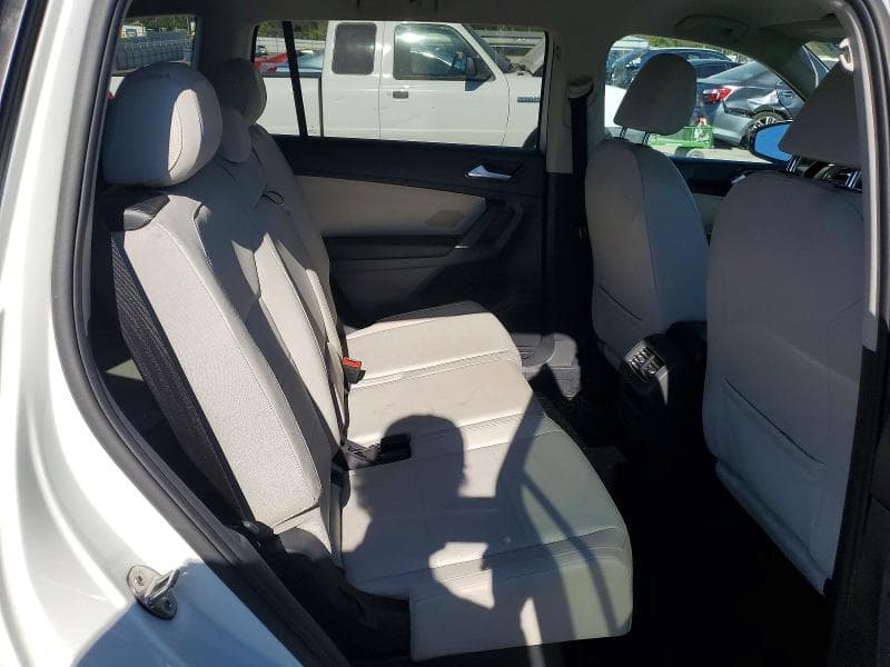 2018 VOLKSWAGEN TIGUAN SE 10