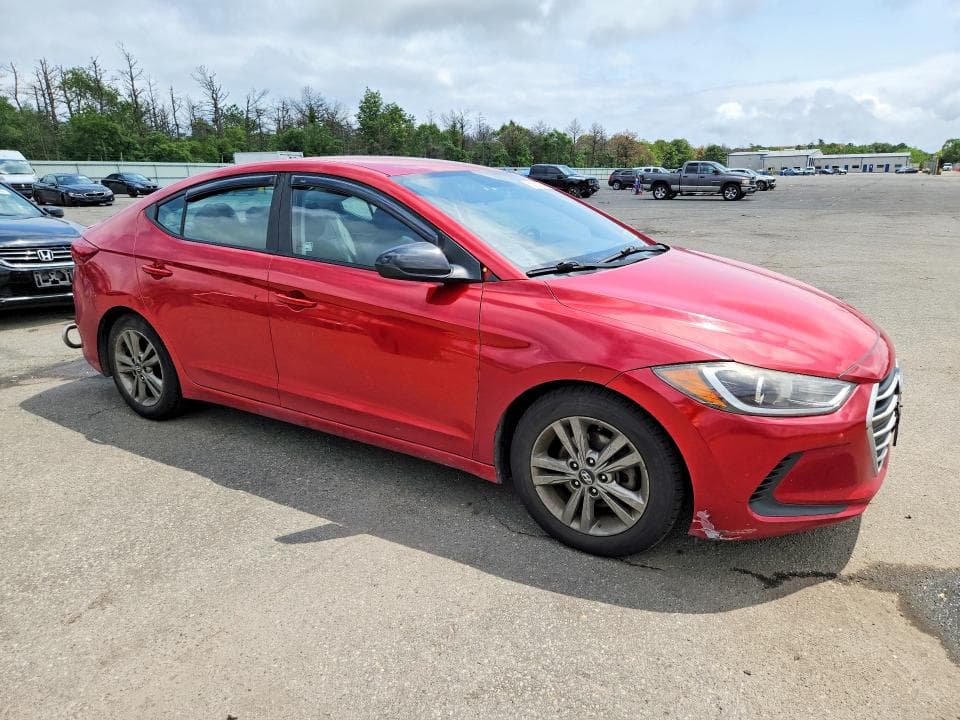 2018 HYUNDAI ELANTRA SEL 4