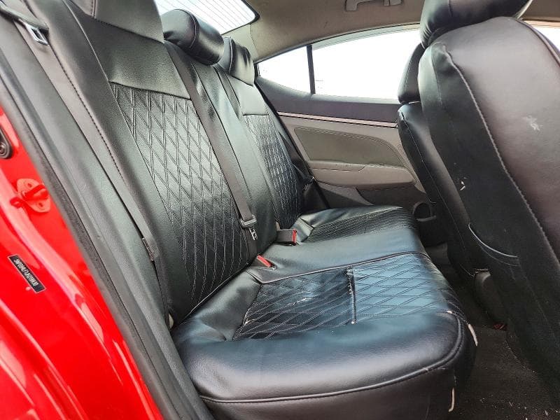 2018 HYUNDAI ELANTRA SEL 10
