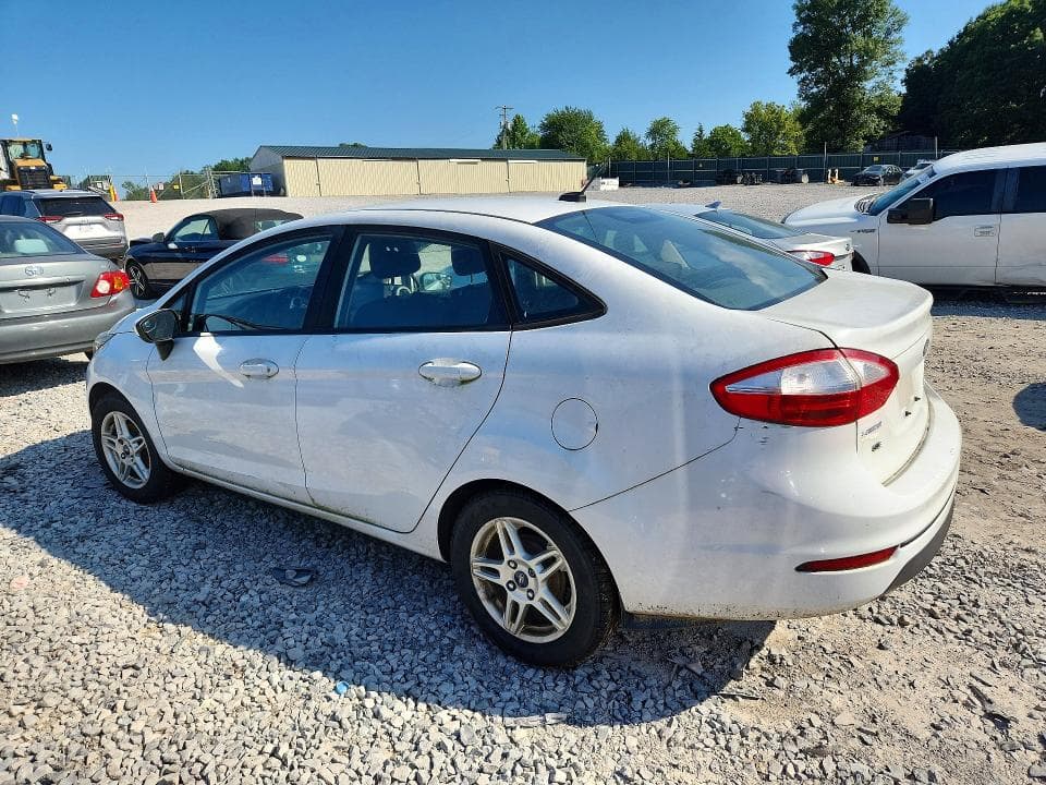 2017 FORD FIESTA SE 2