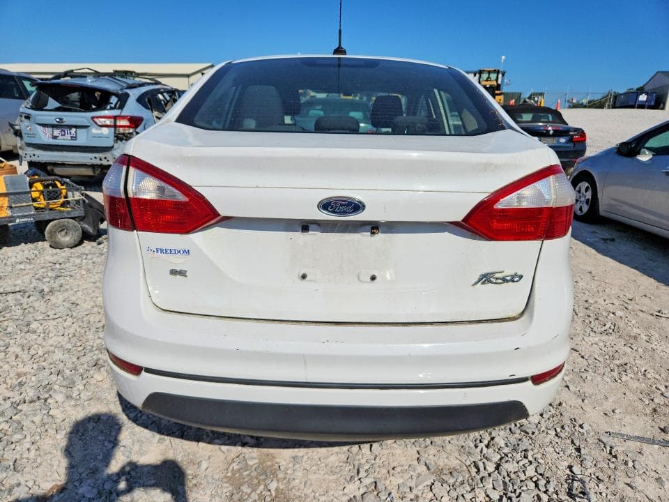2017 FORD FIESTA SE 6