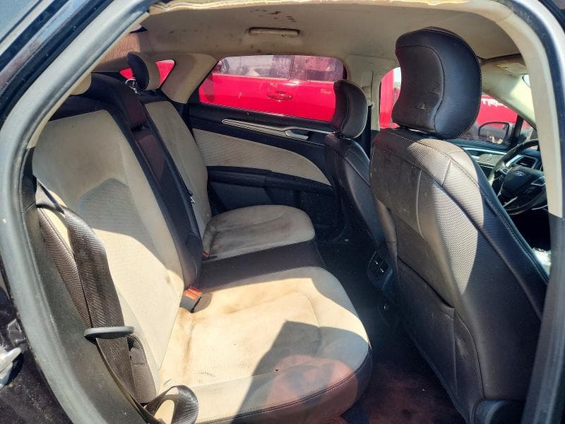 2019 FORD FUSION SE 10