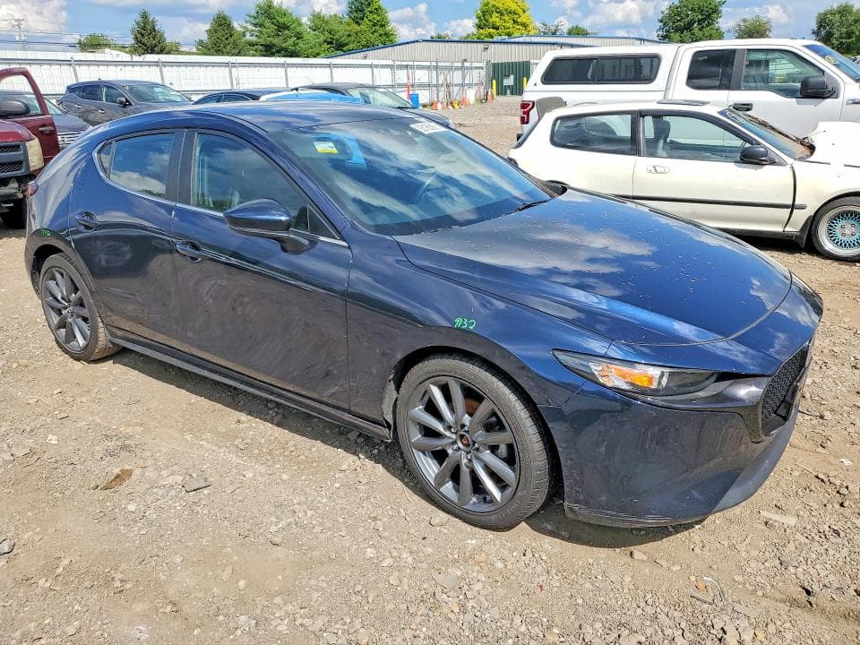 2020 MAZDA 3 4