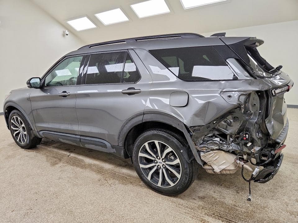 2026 FORD EXPLORER ST-LINE 2