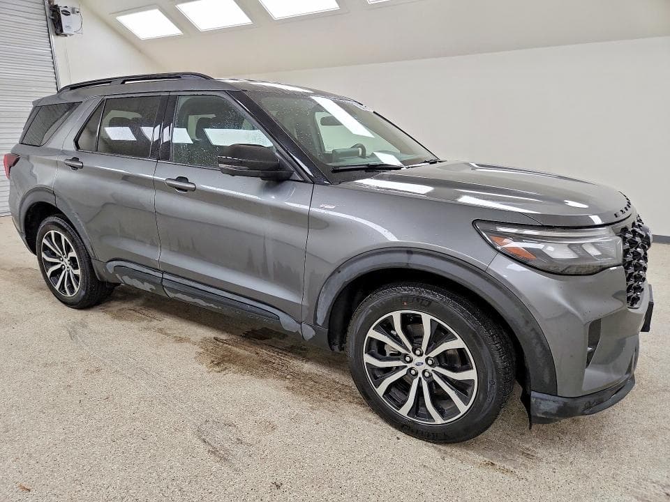 2026 FORD EXPLORER ST-LINE 4