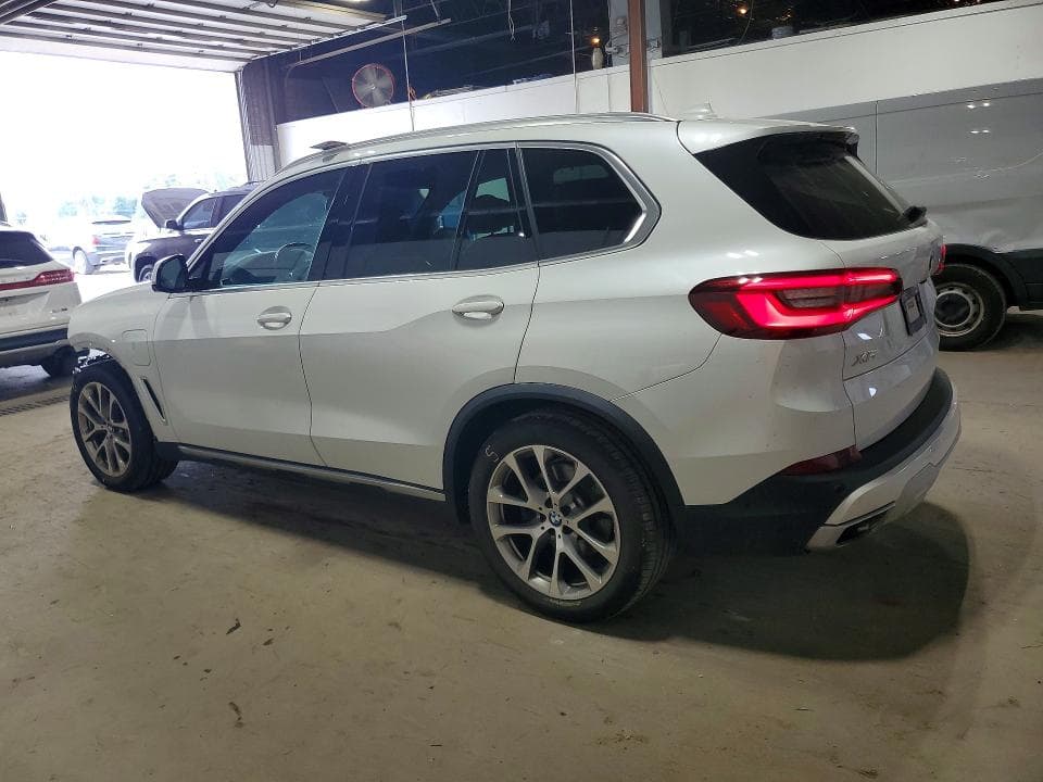 2021 BMW X5 XDRIVE45E 2