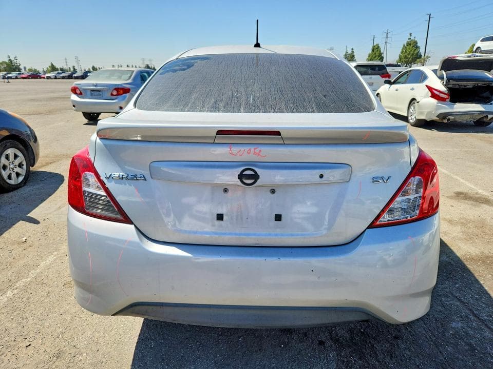 2017 NISSAN VERSA 1.6 SV 6