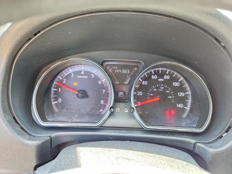 2017 NISSAN VERSA 1.6 SV 9