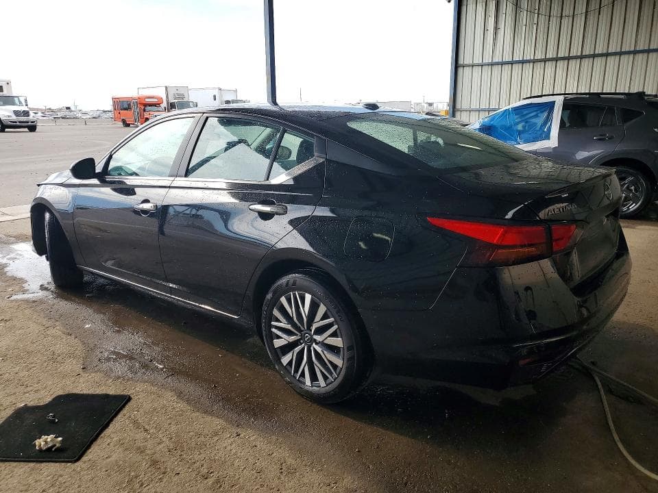 2025 NISSAN ALTIMA SV 2