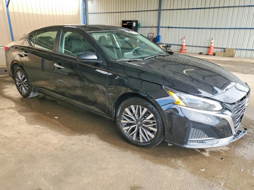 2025 NISSAN ALTIMA SV 4