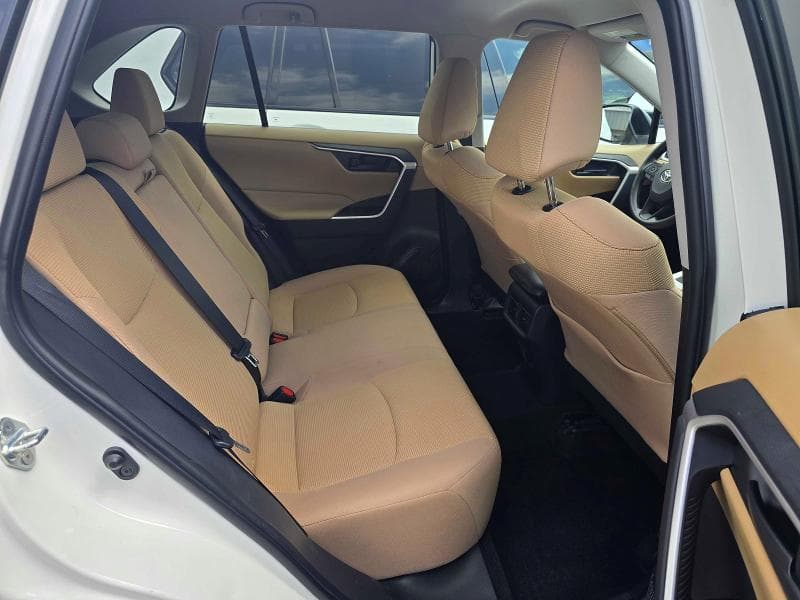 2022 TOYOTA RAV4 LE 6